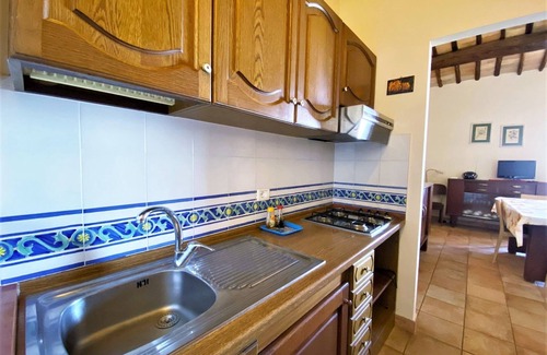 Assisi House | Holiday Home in Assisi With Garden