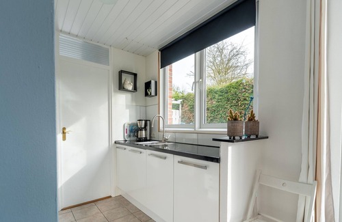 Baarland House | Holiday home in Baarland with fenced garden