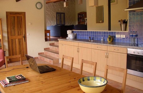 Carces House | Holiday Home in Carcès with Private Pool