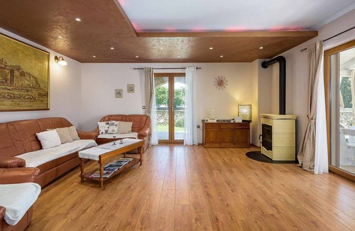 Radetici Villa | Holiday home in central Istria with 3 bedrooms