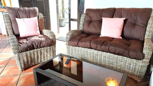 El Guincho Apartment | Holiday home in English style with sea view