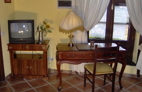 El Guincho Apartment | Holiday home in English style with sea view