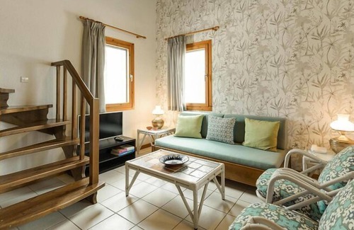 Gerakini House | Holiday home in Gerakini with a sea view