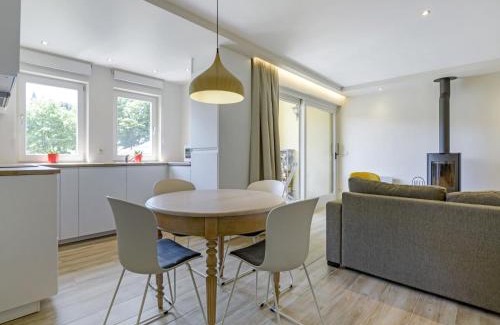Gros-Fays House | Holiday Home in Gros Fays with Garden