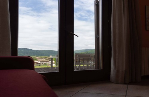 Crone House | Holiday Home in Idro near Scenic Hills