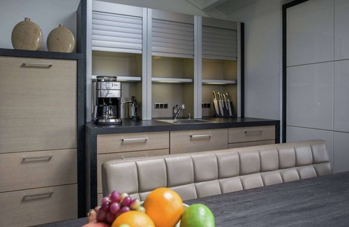 Kattendijke House | Holiday Home in Kattendijke with Terrace