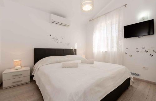 Boljevici House | Holiday home in Krsan 8887
