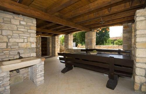 Paradiz House | Holiday Home in Paradies