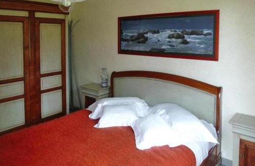 Piriac-sur-Mer House | Holiday Home in Piriac near Sandy Beach