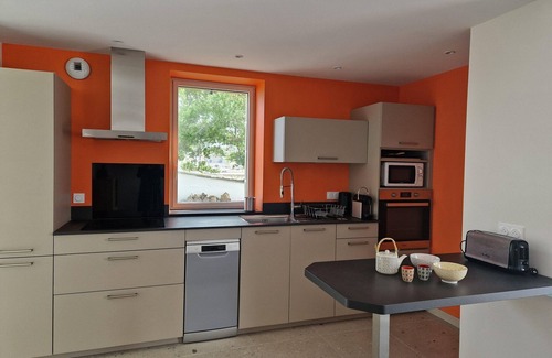 Plougasnou House | Holiday Home in Plougasnou with Sea Views