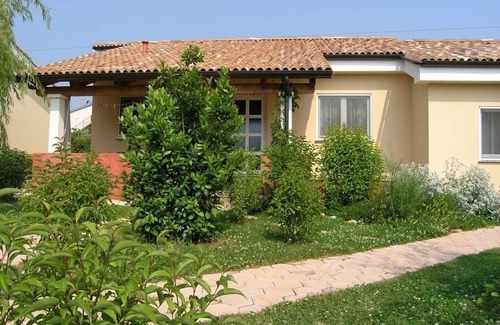 Antonci House | Holiday Home in Poreč with Terrace, Air condition, WIFI, Dishwasher (4400-7)
