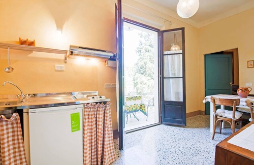 Chianciano Terme House | Holiday Home in Sarteano With Pool