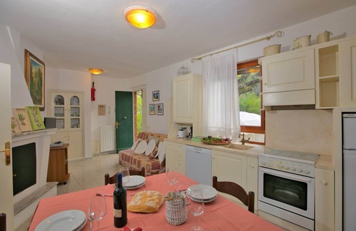 Donoratico House | Holiday Home in Sassetta near Beaches