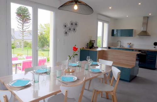 Saint-Pabu House | Holiday Home in St. Pabu near Sandy Beach