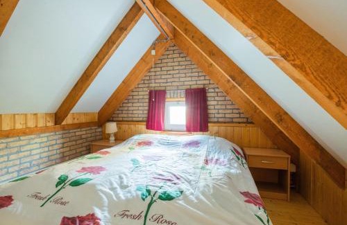 Wijnaldum House | Holiday Home in Wijnaldum near Harlingen Harbor