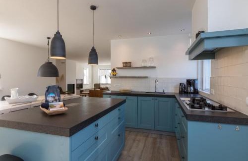 Serooskerke House | Holiday Home in Zeeland Family-Friendly, cleaning included