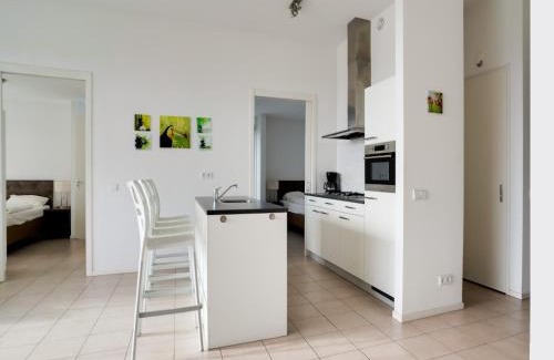 Zeewolde House | Holiday Home in Zeewolde with Kayaks