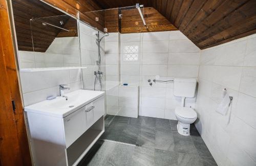 Zgornje Jezersko House | Holiday Home Iris