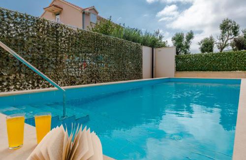 Zupa dubrovacka Villa | Holiday Home Iva