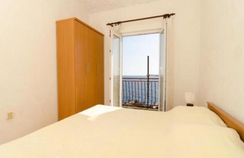 Orebic House | Holiday Home Jasminka - Three Bedroom Holiday Home with Terrace and Sea View