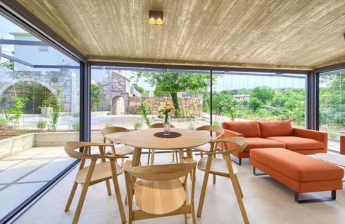 Nenadici House | Holiday Home Jerini Estate by Interhome