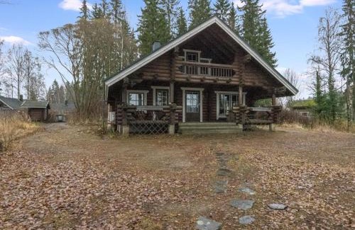 Hameenlinna House | Holiday Home Kärkimökki by Interhome