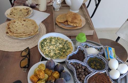 Kesra House | Holiday Home- Kesra-breakfast included