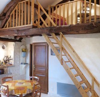 Lalbenque House | Holiday Home La Bergerie by Interhome