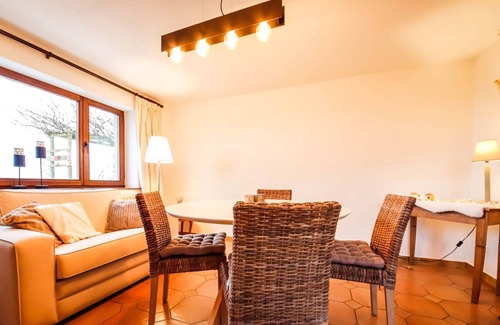 Palenge House | Holiday home La Maisonnette in Durbuy overlooking the garden