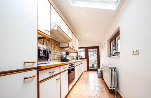 Palenge House | Holiday home La Maisonnette in Durbuy overlooking the garden