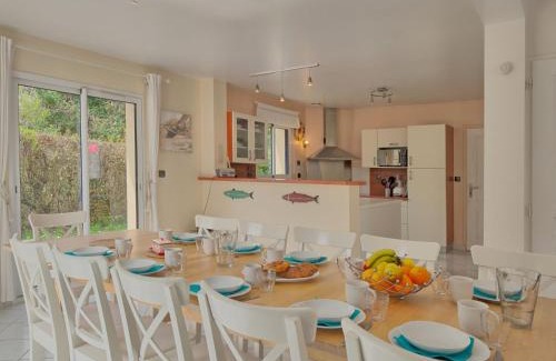 Arzon House | Holiday Home La Pointe de Kerners by Interhome