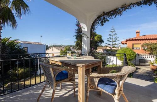 Creixell House | Holiday Home La Unica by Interhome