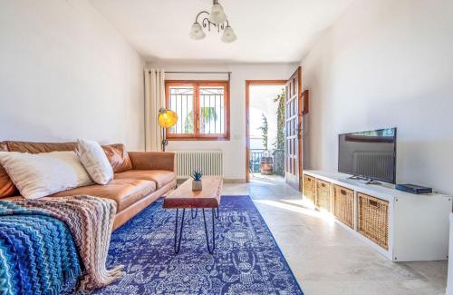 Creixell House | Holiday Home La Unica by Interhome