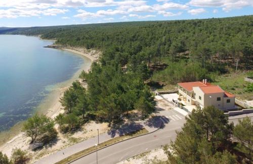 Pridraga House | Holiday Home Lara - ZAD717 by Interhome