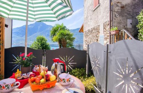 Vercana House | Holiday Home Laura by Interhome