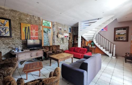 Saint-Servan House | Holiday Home Le Patio by Interhome