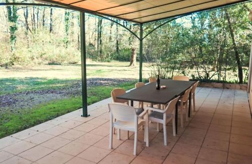 Gindou House | Holiday Home Le Pigeonnier by Interhome