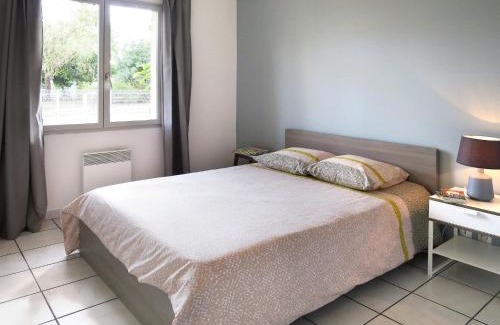 Hourtin House | Holiday Home Les Chênes by Interhome