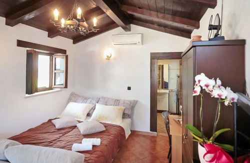 Matohanci House | Holiday Home Lišera by Interhome