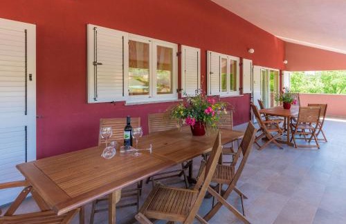 Rakalj House | Holiday Home Ljiljana by Interhome