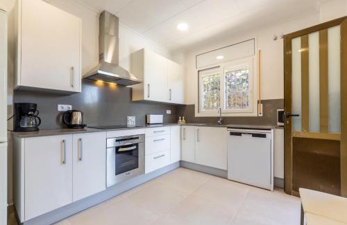 Torredembarra House | Holiday Home Lleida-1 by Interhome
