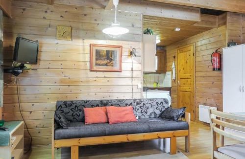 Raattama House | Holiday Home Lomamaja 3 by Interhome