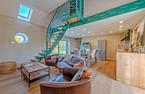 Saint-Mathieu House | Holiday Home 'Longère De Charme - Garden and Spa' with Private Terrace, Private Garden and Wi-Fi
