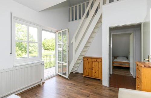 Garz/Rugen House | Holiday Home Losentitz by Interhome