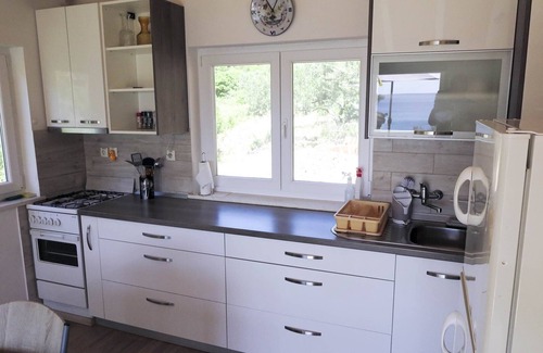 Zrnovo House | Holiday Home Maja - Four bedroom house with sea view