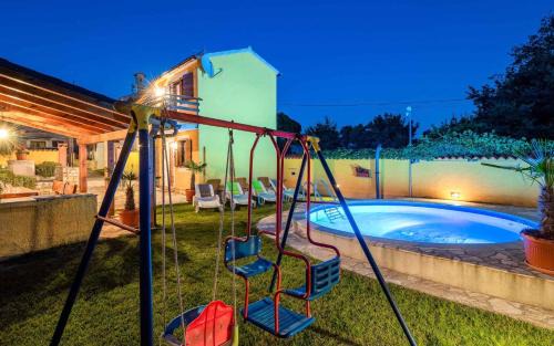 Mali Vareski House | Holiday home Mali Vareski - Istrien 8734