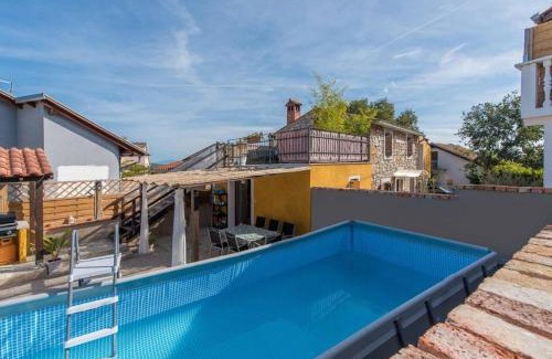 Nova Vas House | Holiday Home Mandula
