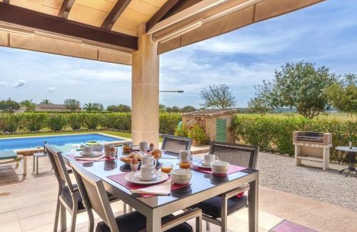Campos House | Holiday Home Marineta by Interhome
