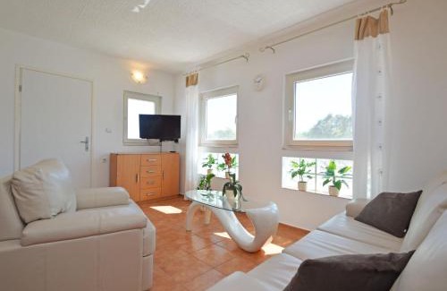 Valdebek House | Holiday Home Martina by Interhome