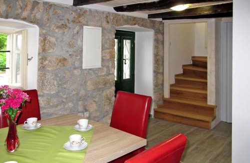 Sveta Jelena House | Holiday Home Matea by Interhome